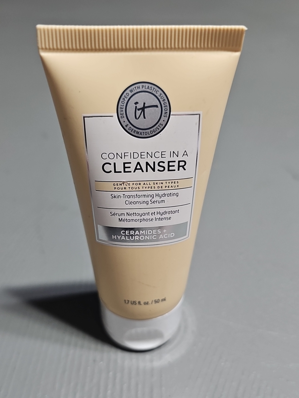 IT Cosmetics Confidence In A Cleanser 1.7 US fl.oz/50ml